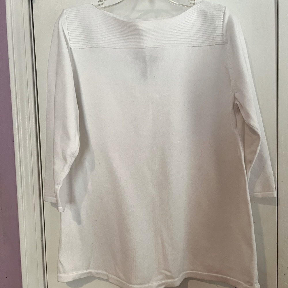 Karen Scott White Spring light weight sweater, size large.